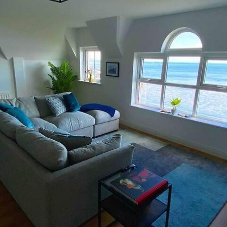 Sound Of The Sea - Penthouse In Portrush Lägenhet Exteriör bild